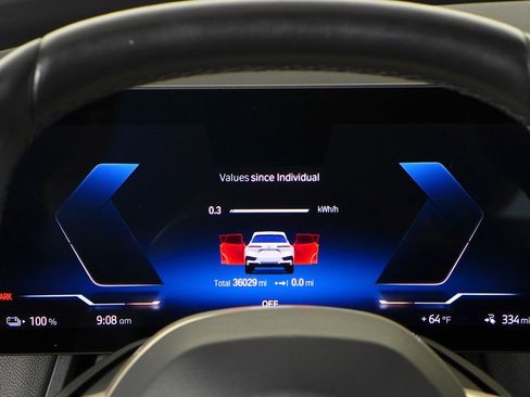 Used 2023 BMW iX xDrive50 w/ Sport Package image 27