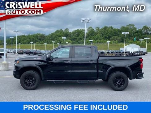 Used 2023 Chevrolet Silverado 1500 ZR2 w/ Technology Package AWD/4WD image 1