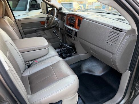 Used 2006 Dodge Ram 2500 Truck SLT image 30