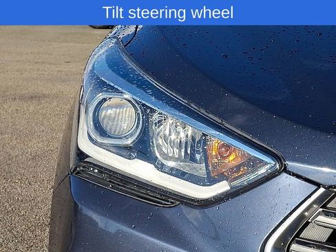 Used 2018 Hyundai Santa Fe SE image 10