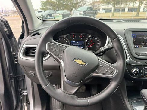 Used 2023 Chevrolet Equinox LT FWD image 34