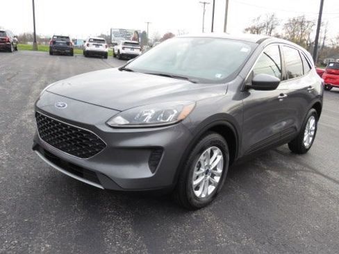 Certified 2021 Ford Escape SE w/ Convenience Package image 3