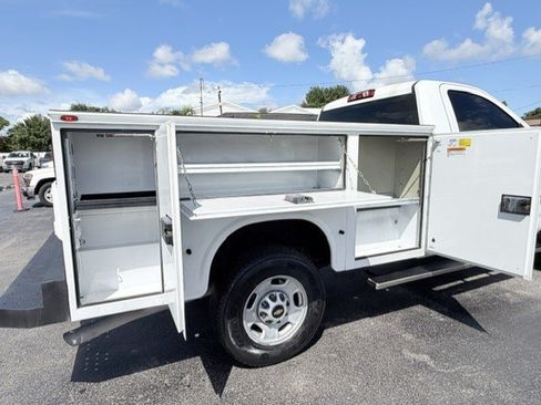 Used 2020 Chevrolet Silverado 2500 W/T AWD/4WD image 12