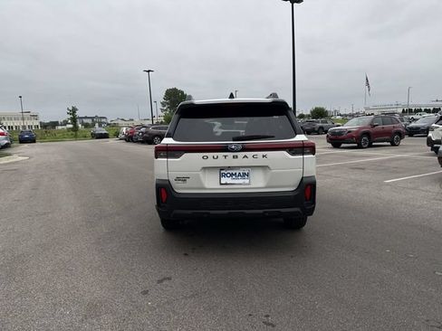 New 2026 Subaru Outback Limited AWD/4WD image 4
