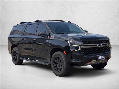 Used 2022 Chevrolet Suburban Z71 w/ Z71 Off-Road Package AWD/4WD image 3