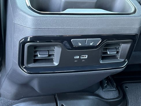 Used 2025 GMC Sierra 1500 AT4 w/ Technology Package image 16