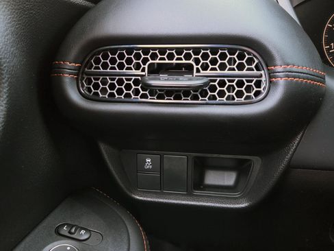 Used 2023 Honda HR-V Sport image 28