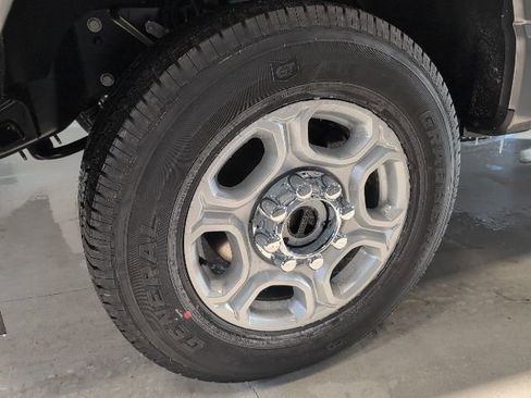 New 2026 Ford F250 XLT w/ 360-Degree Camera Package image 7