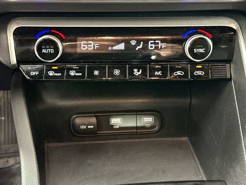 Used 2022 Kia K5 GT-Line AWD/4WD image 13