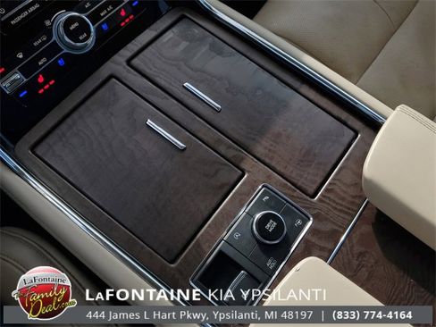 Used 2019 Lincoln Navigator Reserve image 24