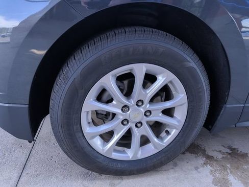 Used 2020 Chevrolet Equinox LT FWD image 12