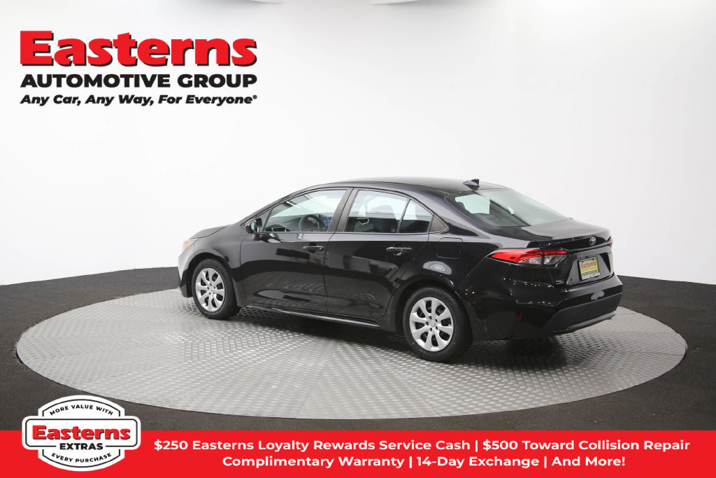Used 2021 Toyota Corolla LE w/ Carpet Mat Package (TMS) FWD image 66
