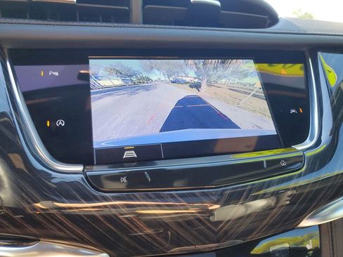 Used 2025 Cadillac XT6 Premium Luxury image 33