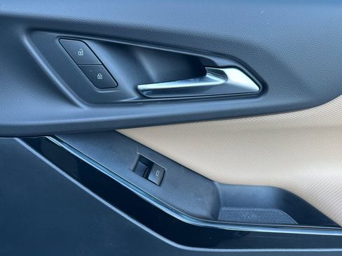 Used 2026 Chevrolet Equinox ACTIV image 21