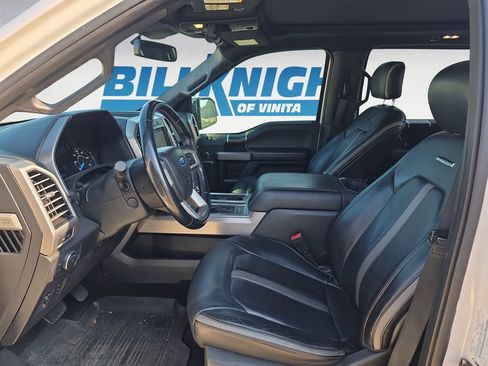 Used 2018 Ford F150 Platinum w/ Equipment Group 701A Luxury AWD/4WD image 9