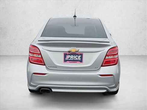 Used 2017 Chevrolet Sonic LT w/ Convenience Package image 7