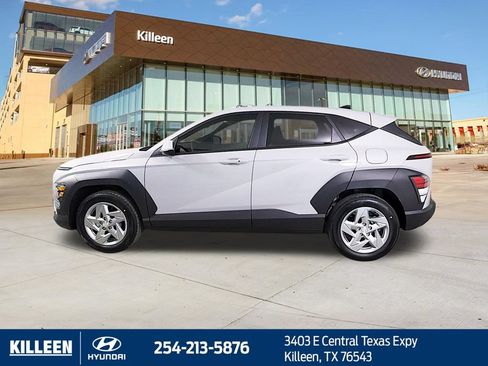 Used 2026 Hyundai Kona SE FWD image 5