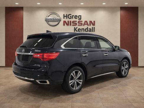 Used 2019 Acura MDX SH-AWD image 4