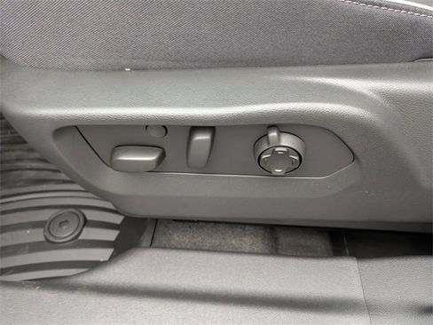 New 2026 Buick Envision Avenir image 23