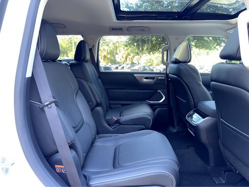 New 2026 INFINITI QX80 Luxe w/ Cargo Package image 13