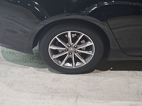 Used 2020 Acura TLX image 10
