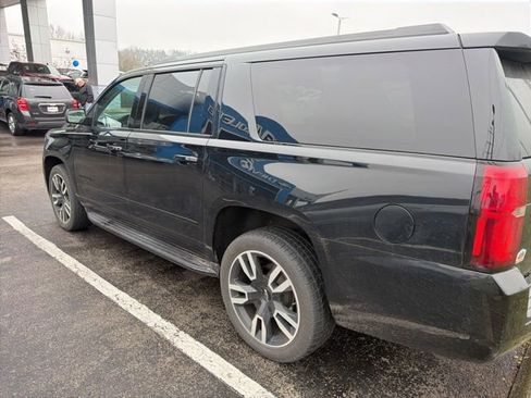 Used 2019 Chevrolet Suburban Premier image 4