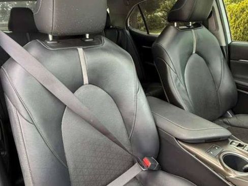 Used 2024 Toyota Camry XSE w/ Cold Weather Package FWD image 6