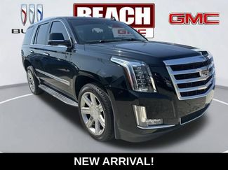 Used 2019 Cadillac Escalade Luxury RWD video 1