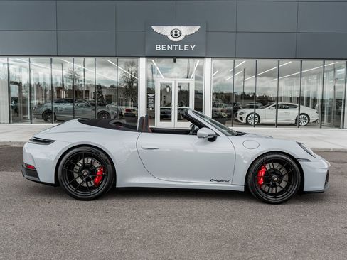 Used 2025 Porsche 911 Carrera GTS image 14