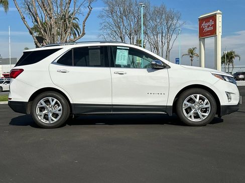 Used 2019 Chevrolet Equinox Premier FWD image 2