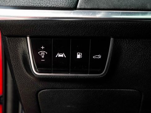Used 2023 Kia Stinger GT2 RWD image 39