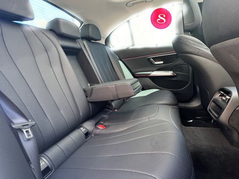Used 2026 Mercedes-Benz E 350 Sedan image 25