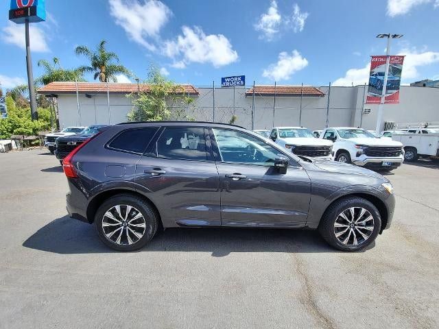 Used 2025 Volvo XC60 B5 Plus AWD/4WD image 9