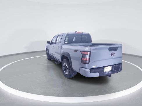 Used 2023 Nissan Frontier PRO-4X w/ Tow Package AWD/4WD image 7