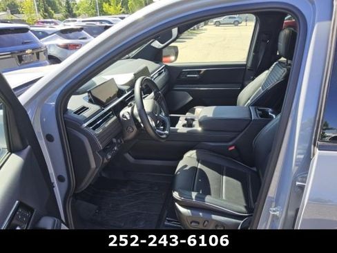 Used 2026 GMC Sierra EV Denali AWD/4WD image 11