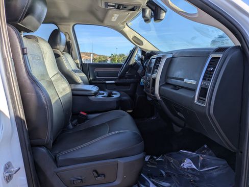 Used 2017 RAM 2500 Laramie AWD/4WD image 30