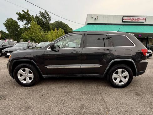 Used 2011 Jeep Grand Cherokee Laredo AWD/4WD image 7