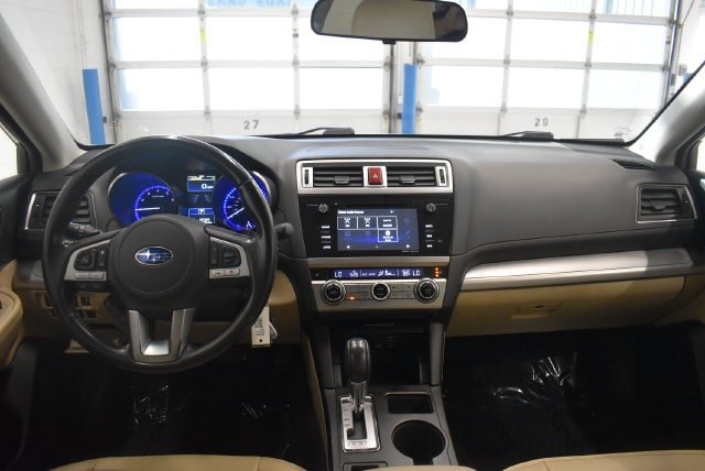 Used 2016 Subaru Outback 2.5i Premium AWD/4WD image 5