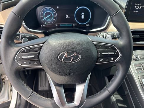 Used 2023 Hyundai Santa Fe SEL w/ Premium Package image 15