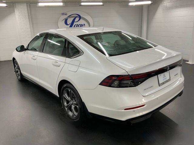 Certified 2025 Honda Accord EX-L image 5