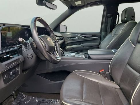 Used 2024 Cadillac Escalade Sport AWD/4WD image 21