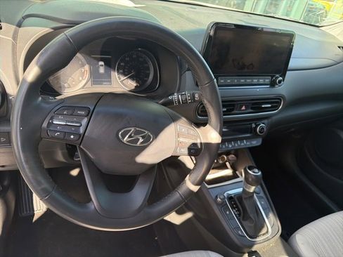 Used 2023 Hyundai Kona SEL w/ Convenience Package image 8