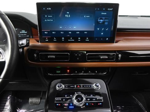 Used 2023 Lincoln Nautilus Reserve w/ Monochromatic Package AWD/4WD image 27