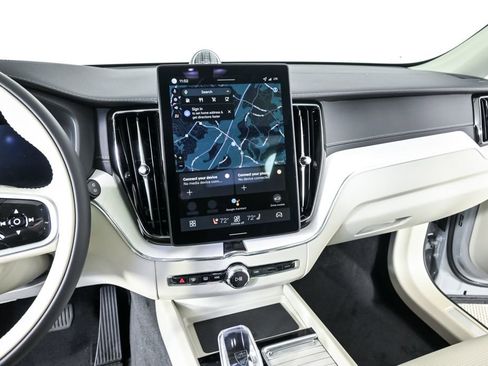 New 2026 Volvo XC60 B5 Ultra w/ Climate Package image 13