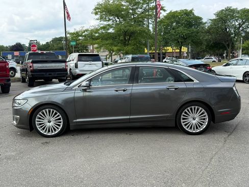 Used 2017 Lincoln MKZ Reserve w/ Luxury Package AWD/4WD image 8