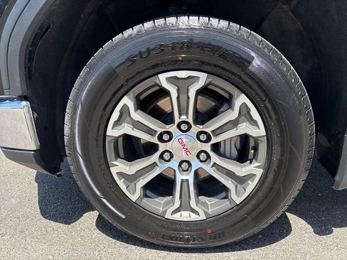 Certified 2025 GMC Sierra 1500 4x4 Crew Cab SLT image 46