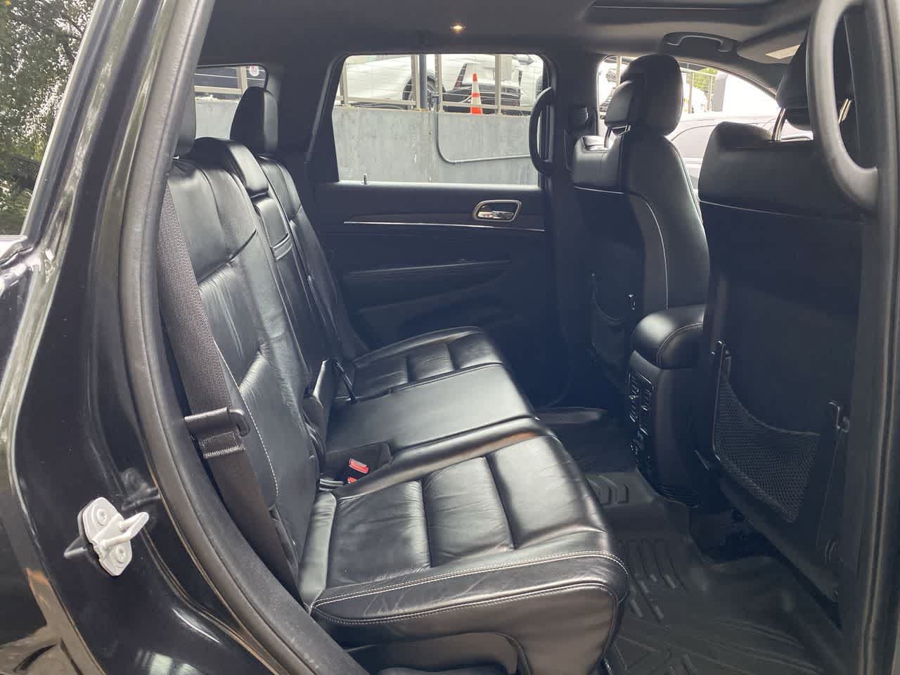 Used 2016 Jeep Grand Cherokee Limited AWD/4WD image 17