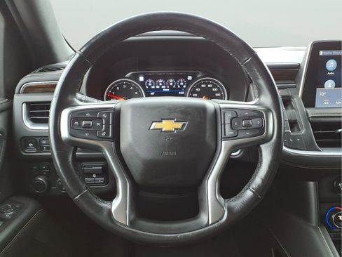 Used 2021 Chevrolet Tahoe Premier w/ Premium Package image 18