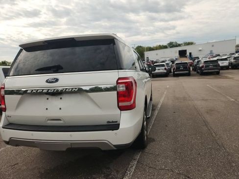 Used 2021 Ford Expedition XLT AWD/4WD image 7