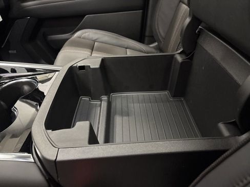 New 2026 Chevrolet Suburban High Country w/ Sun And Tow Package AWD/4WD image 15
